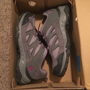 Columbia hiking shoes